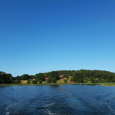 Gaerdsholmens Skaergardshemman "Eken" Edsbruk Exterior foto